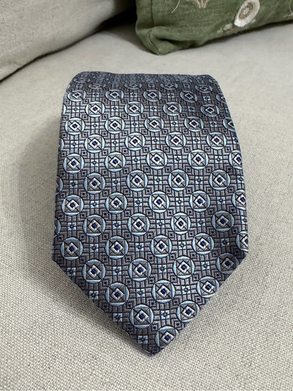 Classic Canali Navy Silk Medallion Geometric Tie